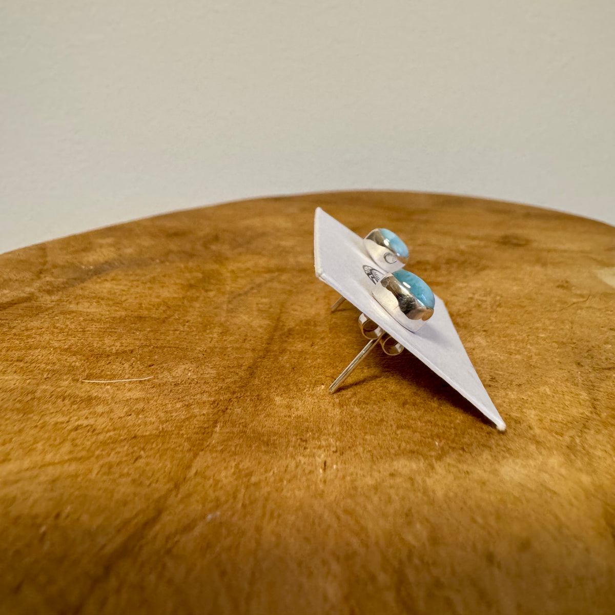 Tropfenförmiger Larimar Ohrstecker - Tropical Tribe