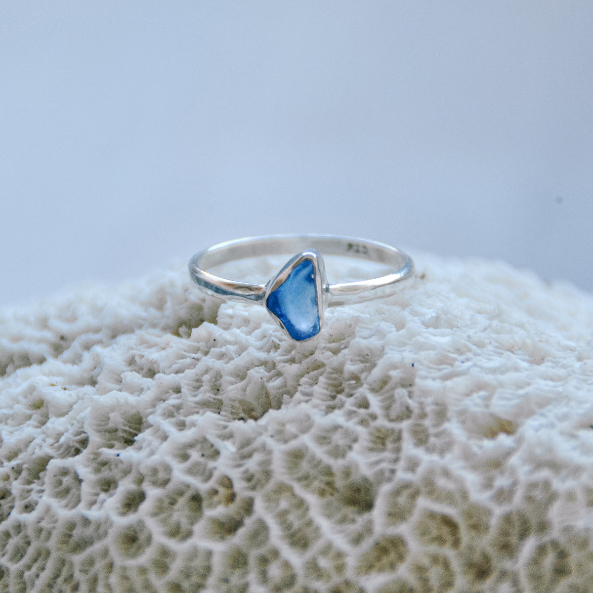 Silberring mit blauem Meerglas - Tropical Tribe