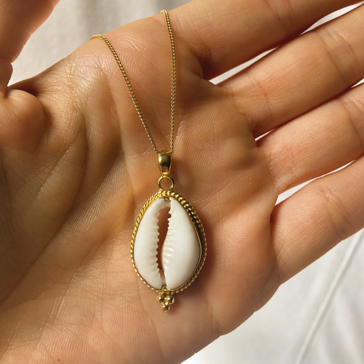 PREORDER Aufwendige Cowrie Muschel Kette ✨ vergoldet - Tropical Tribe