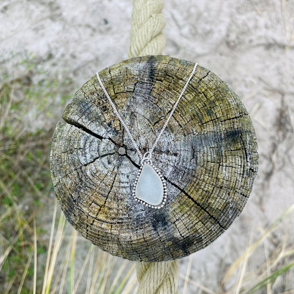 Kette mit Meerglas und Silberperlen - Tropical Tribe