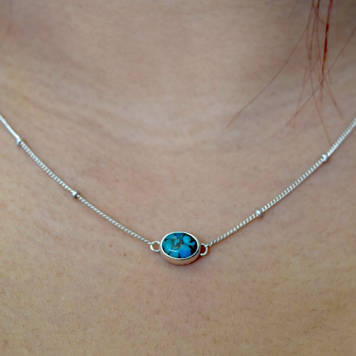 Verzierte Kette mit Türkis Edelstein - Tropical Tribe