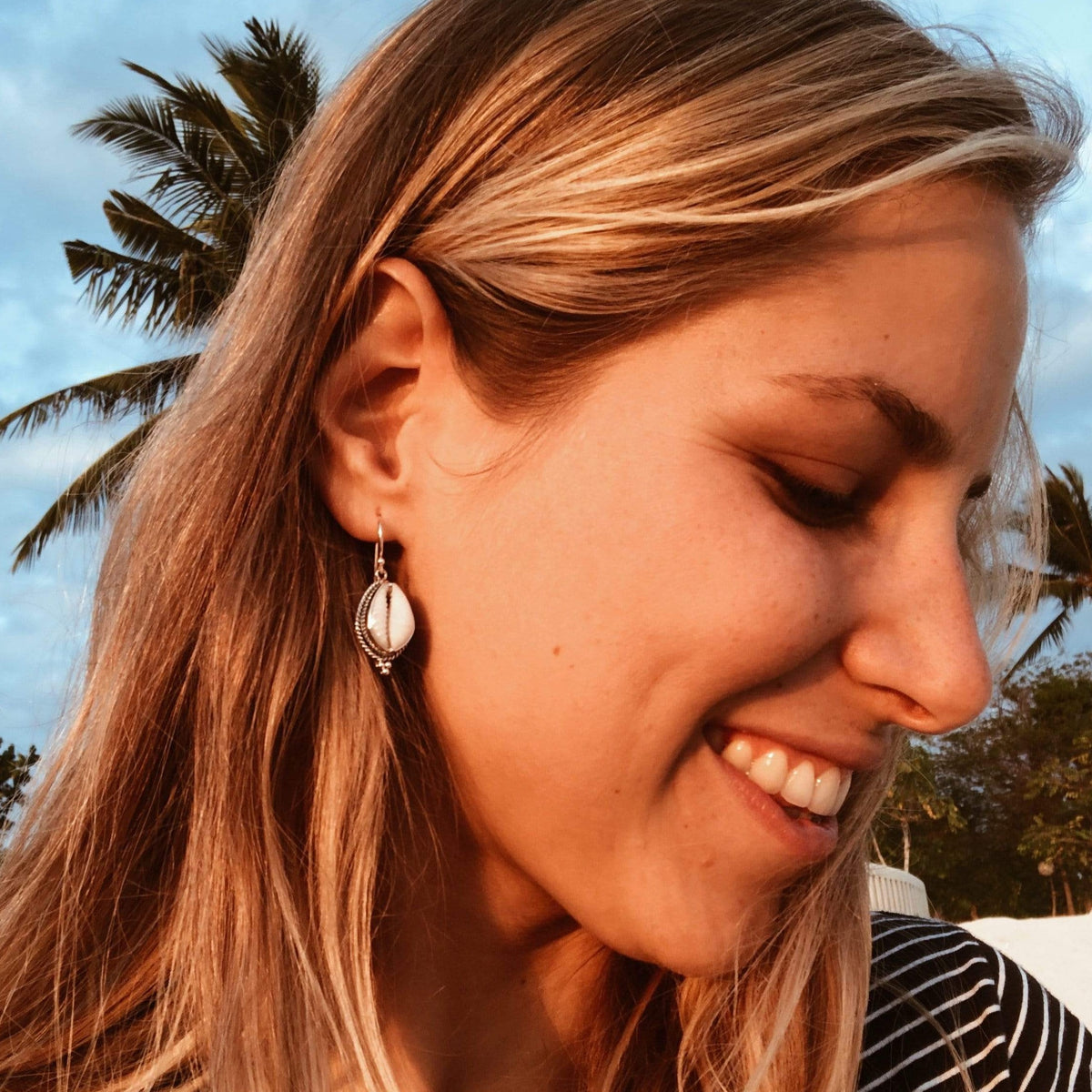 Cowrie Muschel Ohrhänger - Tropical Tribe