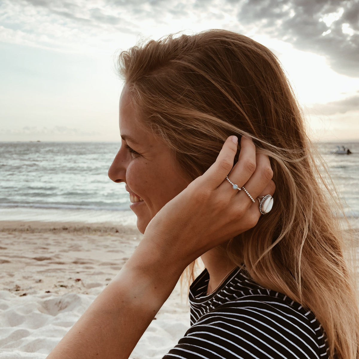 Schlichter Larimar Ring - Tropical Tribe