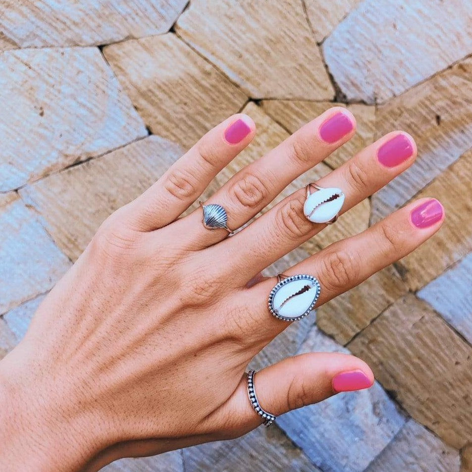 Triangle Ring mit Silber Perlen - Tropical Tribe